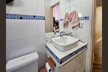 Casa à venda com 347m², 3 quartos e 6 vagas Casa à venda com 347m², 3 quartos e 6 vagasBanheiro da Suíte 3