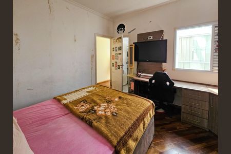 Casa à venda com 347m², 3 quartos e 6 vagas Casa à venda com 347m², 3 quartos e 6 vagasSuíte 2