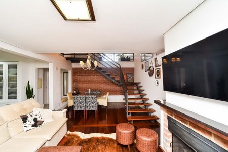 Casa para alugar com 480m², 4 quartos e 4 vagasSala