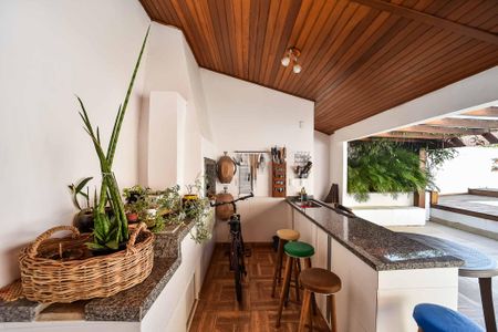 Casa para alugar com 480m², 4 quartos e 4 vagasEspaço Gourmet