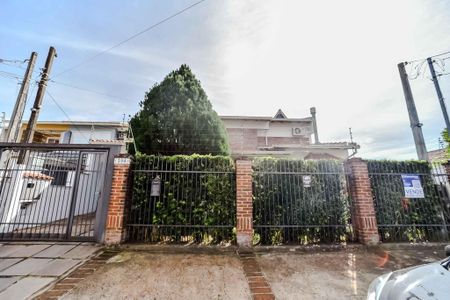 Casa para alugar com 480m², 4 quartos e 4 vagasFachada