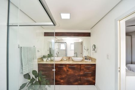 Casa para alugar com 480m², 4 quartos e 4 vagasBanheiro da Suíte 1