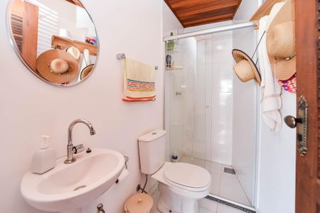 Casa para alugar com 480m², 4 quartos e 4 vagasBanheiro Social