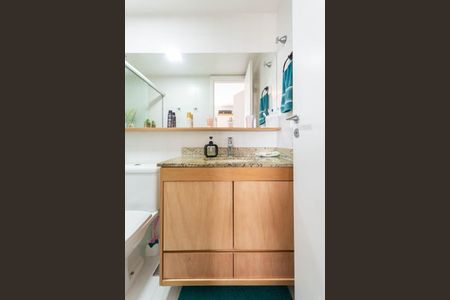 Apartamento à venda com 71m², 2 quartos e 1 vagaBanheiro Suíte