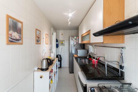 Apartamento à venda com 71m², 2 quartos e 1 vagaCozinha e Área de Serviço