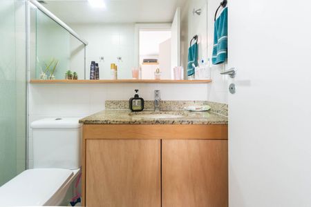Apartamento à venda com 71m², 2 quartos e 1 vagaBanheiro Suíte