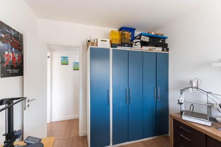 Apartamento à venda com 71m², 2 quartos e 1 vagaQuarto 