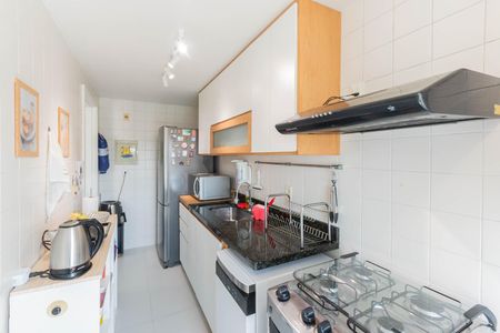 Apartamento à venda com 71m², 2 quartos e 1 vagaCozinha e Área de Serviço