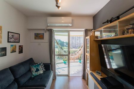 Apartamento à venda com 71m², 2 quartos e 1 vagaSala