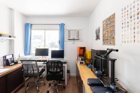 Apartamento à venda com 71m², 2 quartos e 1 vagaQuarto 