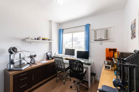Apartamento à venda com 71m², 2 quartos e 1 vagaQuarto 