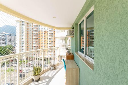 Apartamento à venda com 71m², 2 quartos e 1 vagaVaranda da Sala