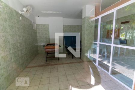 Apartamento à venda com 71m², 2 quartos e 1 vagaÁrea de Serviço