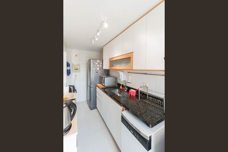 Apartamento à venda com 71m², 2 quartos e 1 vagaCozinha e Área de Serviço