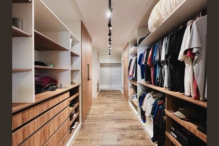 Casa de condomínio à venda com 438m², 3 quartos e 4 vagasFoto 21