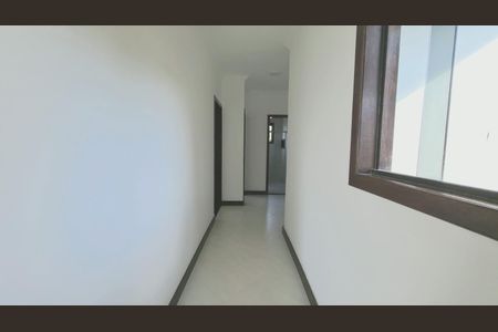 Casa para alugar com 240m², 3 quartos e 2 vagasCorredor 