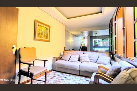 Casa à venda com 6 quartos, 400m² em Renascença, Belo Horizonte