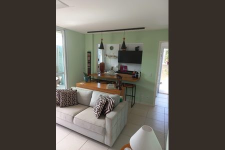 Casa de condomínio à venda com 413m², 3 quartos e 3 vagasSala