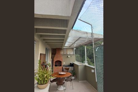 Casa de condomínio à venda com 413m², 3 quartos e 3 vagasVaranda