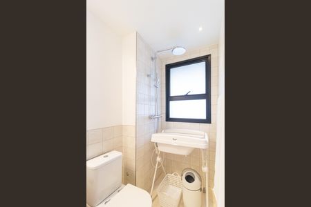 Apartamento para alugar com 110m², 3 quartos e 4 vagas Apartamento para alugar com 110m², 3 quartos e 4 vagasBanheiro da Suíte 1