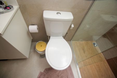 Casa à venda com 126m², 3 quartos e 3 vagas Casa à venda com 126m², 3 quartos e 3 vagasBanheiro da Suíte
