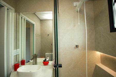 Casa à venda com 126m², 3 quartos e 3 vagas Casa à venda com 126m², 3 quartos e 3 vagasBanheiro Social