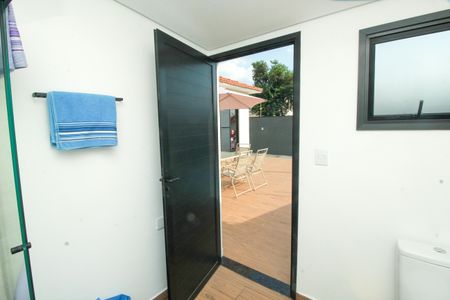 Casa à venda com 126m², 3 quartos e 3 vagas Casa à venda com 126m², 3 quartos e 3 vagasBanheiro da Piscina
