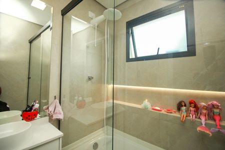 Casa à venda com 126m², 3 quartos e 3 vagas Casa à venda com 126m², 3 quartos e 3 vagasBanheiro Social