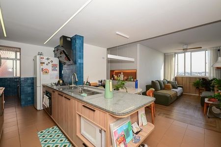 Apartamento à venda com 75m², 3 quartos e 1 vagaSala