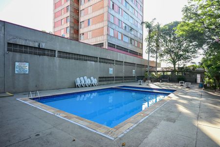 Apartamento à venda com 75m², 3 quartos e 1 vagaPiscina