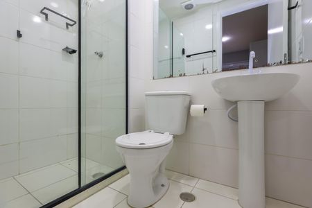 Banheiro da Suíte de apartamento para alugar com 1 quarto, 24m² em Paraíso do Morumbi, São Paulo