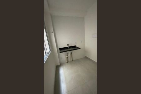 Cozinha de kitnet/studio para alugar com 1 quarto, 15m² em Vila Esperança, São Paulo