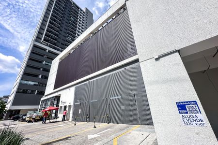 Apartamento à venda com 76m², 2 quartos e 1 vagaFachada