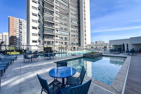 Apartamento à venda com 76m², 2 quartos e 1 vagaPiscina