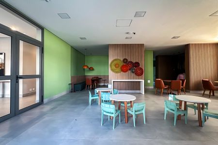 Apartamento à venda com 76m², 2 quartos e 1 vagaSalão de Festas