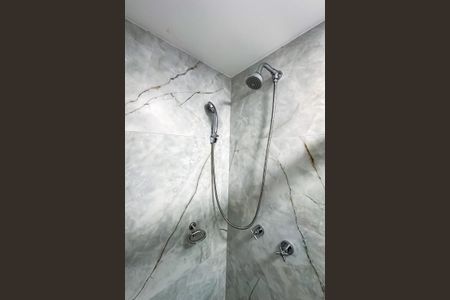 Apartamento à venda com 76m², 2 quartos e 1 vagaBanheiro da Suíte