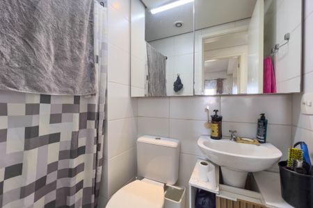 Banheiro de apartamento à venda com 1 quarto, 37m² em Liberdade, São Paulo