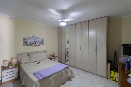 Casa à venda com 152m², 3 quartos e 2 vagasQuarto 1