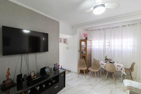 Sala de casa à venda com 3 quartos, 152m² em Vila Mesquita, São Paulo