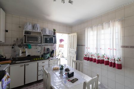 Casa à venda com 152m², 3 quartos e 2 vagasCozinha