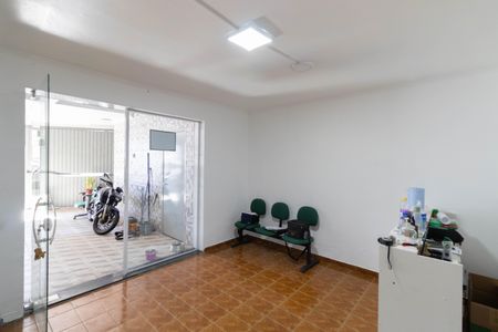 Casa à venda com 152m², 3 quartos e 2 vagasSalão