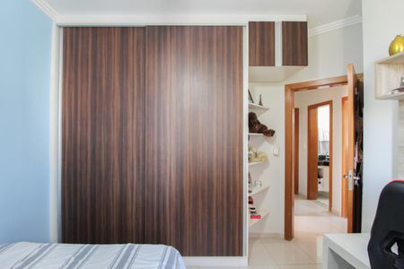 Apartamento à venda com 91m², 3 quartos e 2 vagasQuarto 2