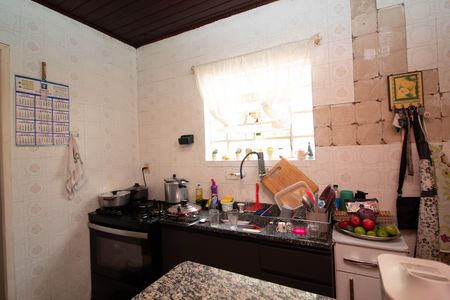 Casa à venda com 600m², 5 quartos e 3 vagas Casa à venda com 600m², 5 quartos e 3 vagasCozinha
