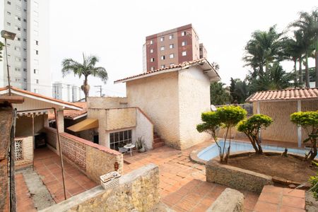 Casa à venda com 600m², 5 quartos e 3 vagas Casa à venda com 600m², 5 quartos e 3 vagasÁrea externa