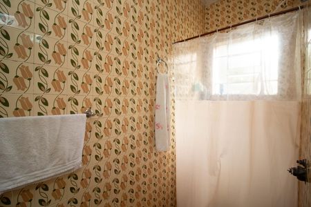 Casa à venda com 600m², 5 quartos e 3 vagas Casa à venda com 600m², 5 quartos e 3 vagasBanheiro da Suíte 1