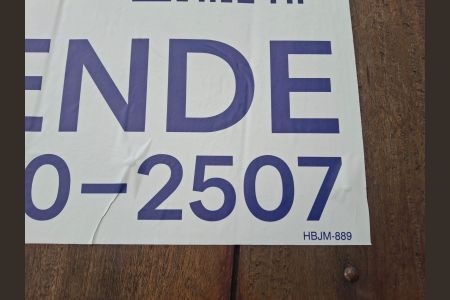 Casa à venda com 600m², 5 quartos e 3 vagas Casa à venda com 600m², 5 quartos e 3 vagasPlaca Adesiva