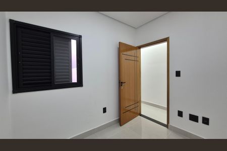 Casa à venda com 86m², 3 quartos e 2 vagasQuarto 