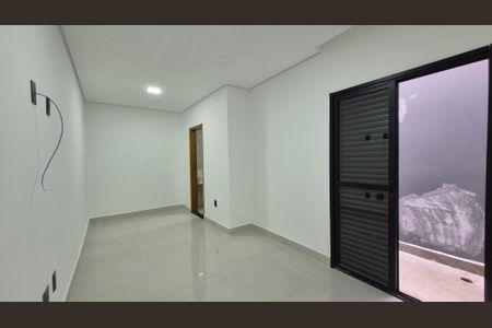 Casa à venda com 86m², 3 quartos e 2 vagasSuíte 
