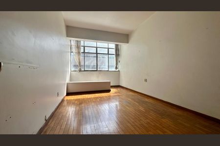 Sala  de apartamento à venda com 3 quartos, 95m² em Funcionários, Belo Horizonte