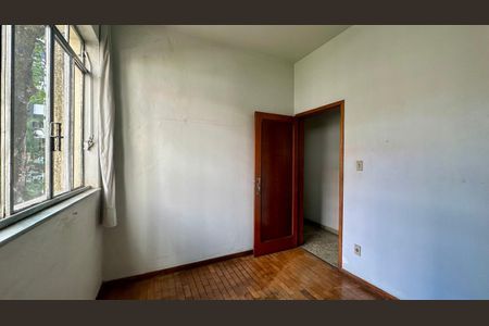 Apartamento à venda com 95m², 3 quartos e 1 vagaQuarto 